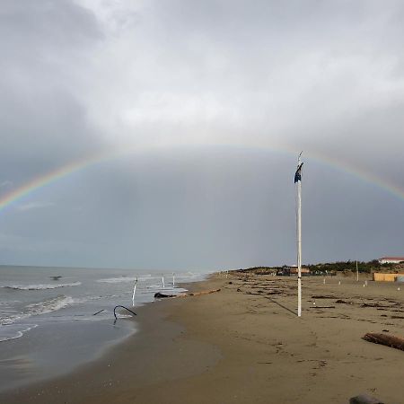 Appartamento 9 Residance Piviere Calambrone Exterior foto